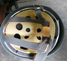 Carica l'immagine nel visualizzatore di Gallery, WW2 Riproduzione Elmetto Paracadutista Esercito Tedesco M38