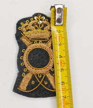 Carica l'immagine nel visualizzatore di Gallery, WW2 Riproduzione Fregio Bustina Fanteria Ricamo Oro Regio Esercito Italiano