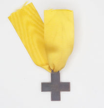Carica l'immagine nel visualizzatore di Gallery, WW2 Riproduzione Croce Artiglieria A.O. 1935-1936