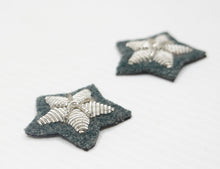 Carica l'immagine nel visualizzatore di Gallery, WW1 WW2 Riproduzione Stellette 20mm Argento GrigioVerde Regio Esercito Italiano