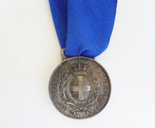 Carica l'immagine nel visualizzatore di Gallery, WW1 WW2 Riproduzione Medaglia al Valore Militare Argento Regio Esercito Italiano