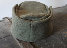 Carica l'immagine nel visualizzatore di Gallery, WW1 Riproduzione Berretto Kaiserschützen-Standschützen Welschtirol