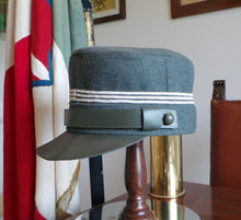 Carica l'immagine nel visualizzatore di Gallery, WW1 Riproduzione Berretto Ufficiale Modello 1909 Regio Esercito Italiano