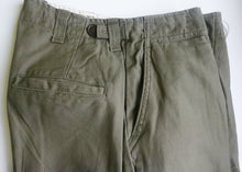 Carica l'immagine nel visualizzatore di Gallery, WW2 Riproduzione Pantalone Esercito Americano Mod 1943