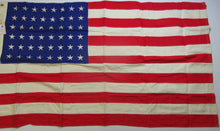 Carica l'immagine nel visualizzatore di Gallery, WW2 RIPRODUZIONE BANDIERA USA 48 STELLE VINTAGE