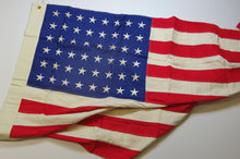Carica l'immagine nel visualizzatore di Gallery, WW2 RIPRODUZIONE BANDIERA USA 48 STELLE VINTAGE