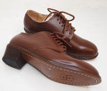 Carica l'immagine nel visualizzatore di Gallery, WW2 Riproduzione Scarpe Femminili Anni '40 in Pelle e Cuoio (Militari e Civili)