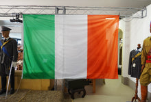 Carica l'immagine nel visualizzatore di Gallery, Bandiera Tricolore Italiana Tessuto Poliestere Nautico cm 200X300