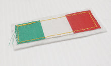 Carica l'immagine nel visualizzatore di Gallery, WW2 Riproduzione Distintivo da Braccio Tricolore Comandi e Gruppi di Combattimento