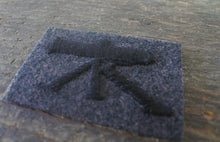 Carica l'immagine nel visualizzatore di Gallery, WW1 Riproduzione Fregio da Braccio Mitragliere Fiat a bassa visibilità Regio Esercito Italiano