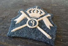 Carica l'immagine nel visualizzatore di Gallery, WW1 WW2 Riproduzione Fregio Lancieri 9° Reggimento Regio Esercito Italiano