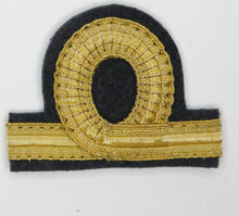 Carica l'immagine nel visualizzatore di Gallery, WW2 Riproduzione Gradi da Sottotenente Regio Esercito Italiano Modello 1940 Fondo Nero Gallone Oro