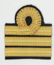 Carica l'immagine nel visualizzatore di Gallery, WW2 Riproduzione Gradi da Capitano Regio Esercito Italiano Mod. 1940