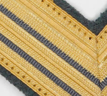 Carica l'immagine nel visualizzatore di Gallery, WW2 Riproduzione Gradi da Sergente Maggiore del Regio Esercito Italiano