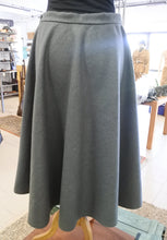 Carica l'immagine nel visualizzatore di Gallery, WW1 Riproduzione Gonna da Dottoressa della Croce Rossa Italiana Regio Esercito Italiano 1915 / 1918