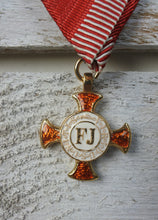 Carica l'immagine nel visualizzatore di Gallery, WW1 Riproduzione Medaglia AustroUngarico Croce dOro Merito 1849 Goldenes Verdienstkreuz