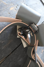 Carica l'immagine nel visualizzatore di Gallery, WW2 Riproduzione Completo Cintura, Giberne e Reggi Giberna - Giovani Ragazzi ..........-