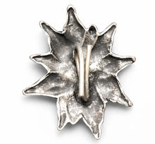 Carica l'immagine nel visualizzatore di Gallery, WW2 Riproduzione Spilla Edelweiss da Cappello per Ufficiali Gebirgsjäger Germania
