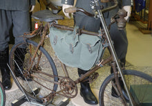 Carica l'immagine nel visualizzatore di Gallery, WW1 WW2 Riproduzione Borsa per Bicicletta Militare Non Pieghevole da Ufficiale Regio Esercito Italiano