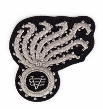 Carica l'immagine nel visualizzatore di Gallery, WW1 Riproduzione Fregio CC.RR. Reali Car Regio Esercito Italiano