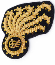 Carica l'immagine nel visualizzatore di Gallery, WW1 Riproduzione Fregio ricamo in canutiglia colore Oro CC.RR. Reali Carabinieri Fregio da berretto mod. 1909