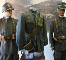 Carica l'immagine nel visualizzatore di Gallery, WW1 Riproduzione Fondina Pistola Glisenti 1910 Cavalleria - Artiglieria Regio Esercito Italiano
