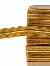 Carica l'immagine nel visualizzatore di Gallery, Gallone dEpoca in Filo Metallico Dorato Altezza 10 mm