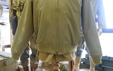 Carica l'immagine nel visualizzatore di Gallery, WW2 Riproduzione Giacca Carrista U.S. Army