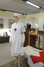 Carica l'immagine nel visualizzatore di Gallery, WW2 Riproduzione Volontaria Crocerossina Croce Rossa Italiana 1934 1945