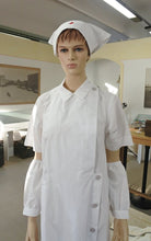 Carica l'immagine nel visualizzatore di Gallery, WW2 Riproduzione Volontaria Crocerossina Croce Rossa Italiana 1934 1945