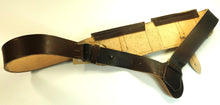 Carica l'immagine nel visualizzatore di Gallery, WW1 WW2 Riproduzione Bandoliera mod 1897/88 Cuoio Invecchiato