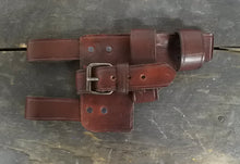 Carica l'immagine nel visualizzatore di Gallery, WW2 Riproduzione Fondina Beretta Mod 43 Cuoio