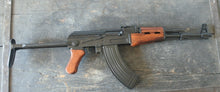 Carica l'immagine nel visualizzatore di Gallery, Riproduzione Simulacro Ak-47 Kalashnikov Calcio Mobile
