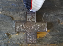 Carica l'immagine nel visualizzatore di Gallery, WW2 Riproduzione Medaglia Cavalleria Regio Esercito Italiano Campagna Russia