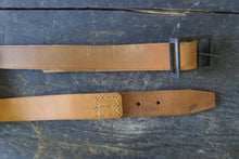 Carica l'immagine nel visualizzatore di Gallery, WW1 Riproduzione Cintura Reggi Giberne 1° Modello Fibbia A L Regio Esercito Cuoio