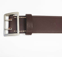 Carica l'immagine nel visualizzatore di Gallery, WW2 Riproduzione Cinturone Marrone Es. Tedesco con Fibbia due punte