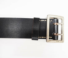 Carica l'immagine nel visualizzatore di Gallery, WW2 Riproduzione Cinturone Nera - Es. Tedesco - Fibbia due punte