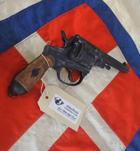 Carica l'immagine nel visualizzatore di Gallery, WW1 - X -Simulacro Resina Pistola Bodeo 1889 Regio Esercito Italiano