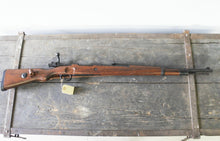 Carica l'immagine nel visualizzatore di Gallery, WW2 - X - Simulacro Fucile MAUSER K 98 con CINGHIA