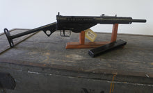 Carica l'immagine nel visualizzatore di Gallery, WW2 - X - Riproduzione Sten Mk Ii Adm Simulacri Resina E Non