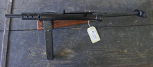 Carica l'immagine nel visualizzatore di Gallery, WW2 - X - Riproduzione Sten Mk Ii Adm Simulacri Resina E Non