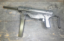 Carica l'immagine nel visualizzatore di Gallery, WW2 - X - Riproduzione Simulacro M3 Mitragliatrice Calibro .45 "Grease Gun" Usa 1942