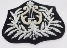 Carica l'immagine nel visualizzatore di Gallery, WW1 WW2 Riproduzione Fregio Centrale Posteriore Fanfara Reali Carabinieri