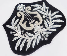 Carica l'immagine nel visualizzatore di Gallery, WW1 WW2 Riproduzione Fregio Centrale Posteriore Fanfara Reali Carabinieri