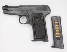 Carica l'immagine nel visualizzatore di Gallery, WW1 - X - Simulacro Pistola Mod 1915 ITALIA In Resina fermacarta Regio Esercito Italiano