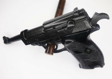 Carica l'immagine nel visualizzatore di Gallery, WW2 - X - Riproduzione Simulacro Pistola Automatica pistola Walther P38 Soprammobile in Metallo