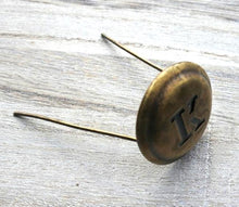 Carica l'immagine nel visualizzatore di Gallery, WW1 Riproduzione Coccarda Berretto Monogramma K AustroUngarico Tedesco