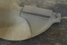 Carica l'immagine nel visualizzatore di Gallery, WW1 Riproduzione Fondina Beretta 1915 Calibro 9 Grigio-Verde