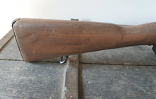 Carica l'immagine nel visualizzatore di Gallery, WW1 X - Riproduzione in Resina Moschetto Carcano modello 91/91 dipinto a mano