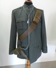 Carica l'immagine nel visualizzatore di Gallery, WW1 Riproduzione Fondina Pistola Glisenti 1910 con Gancio Regio Esercito Italiano